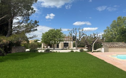 Villa in Saint-Rémy-de-Provence, Provence-Alpes-Côte d'Azur, France 1