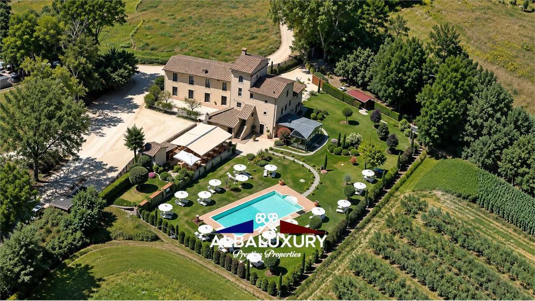 Villa in San Gimignano, Tuscany, Italy 2 - 15377310