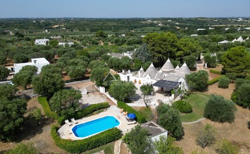Landhaus in Ostuni, Apulien, Italien 1