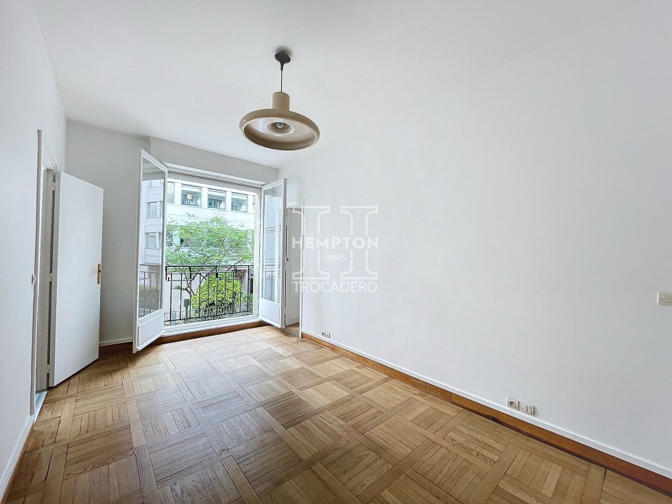 Apartment in Bois de Boulogne, Paris 16e Arrondissement, Paris 4 - 18806999