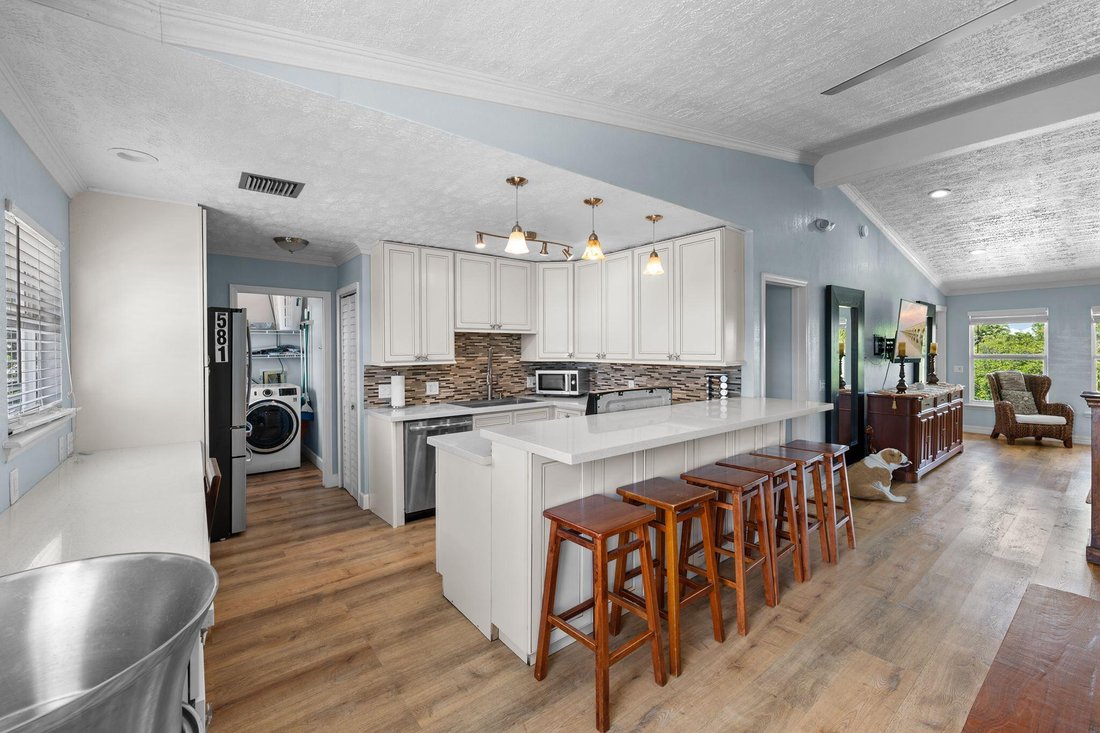 Maison à Key Colony Beach, Floride, États-Unis 2 - 18809201