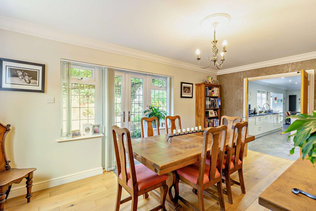 House in Liphook (Bramshott and Liphook), Liphook, England 5 - 18806484
