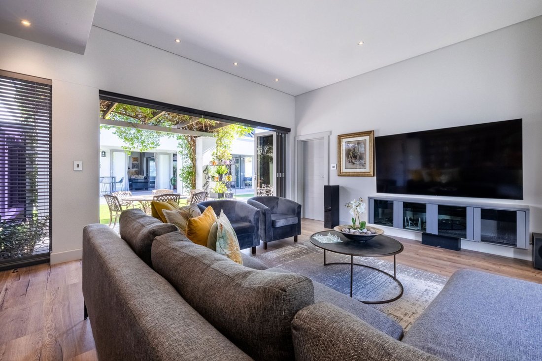 Estate in Lemoenkloof, Paarl, South Africa 4 - 18807786