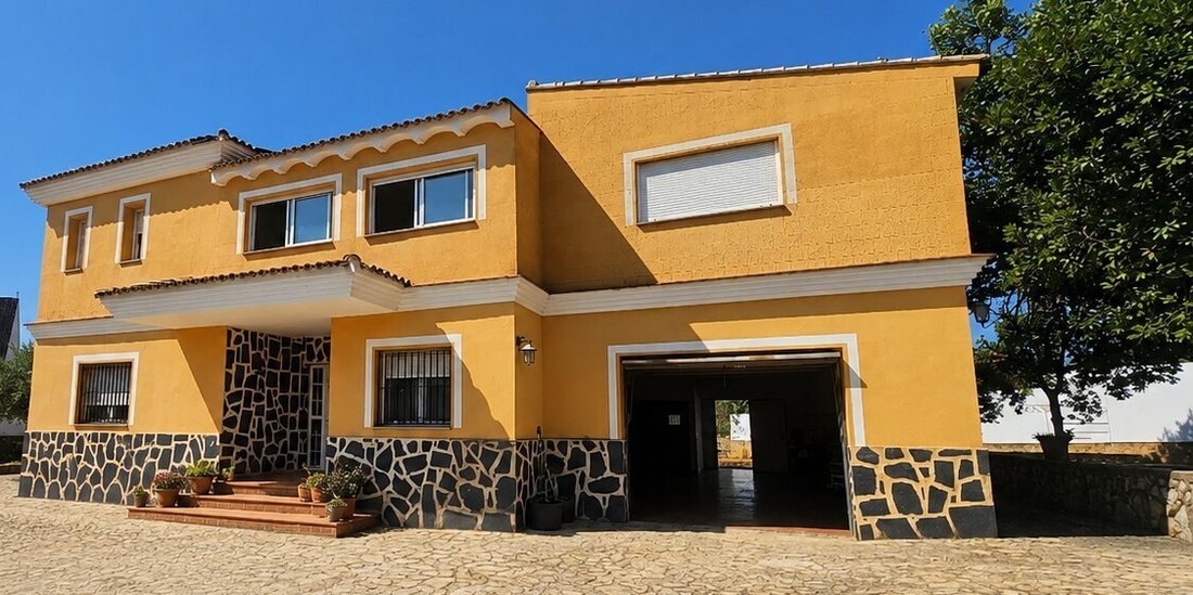 Villa in Enguera, Valencian Community, Spain 1 - 18808267