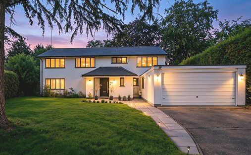 House in West Byfleet, Woking, England 1