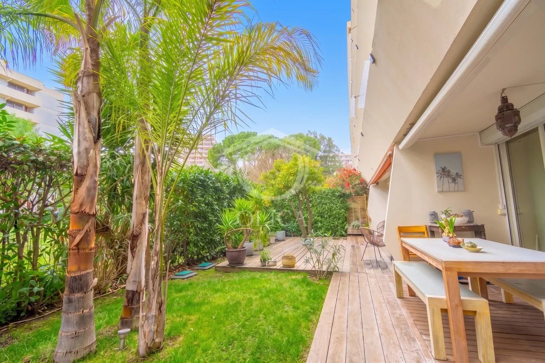 Apartment in Antibes, Provence-Alpes-Côte d'Azur, France 2 - 17139393