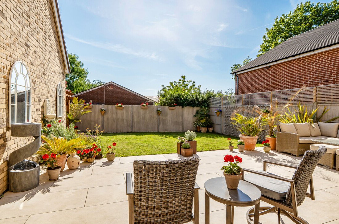 House in Barnet, England 5 - 17234621