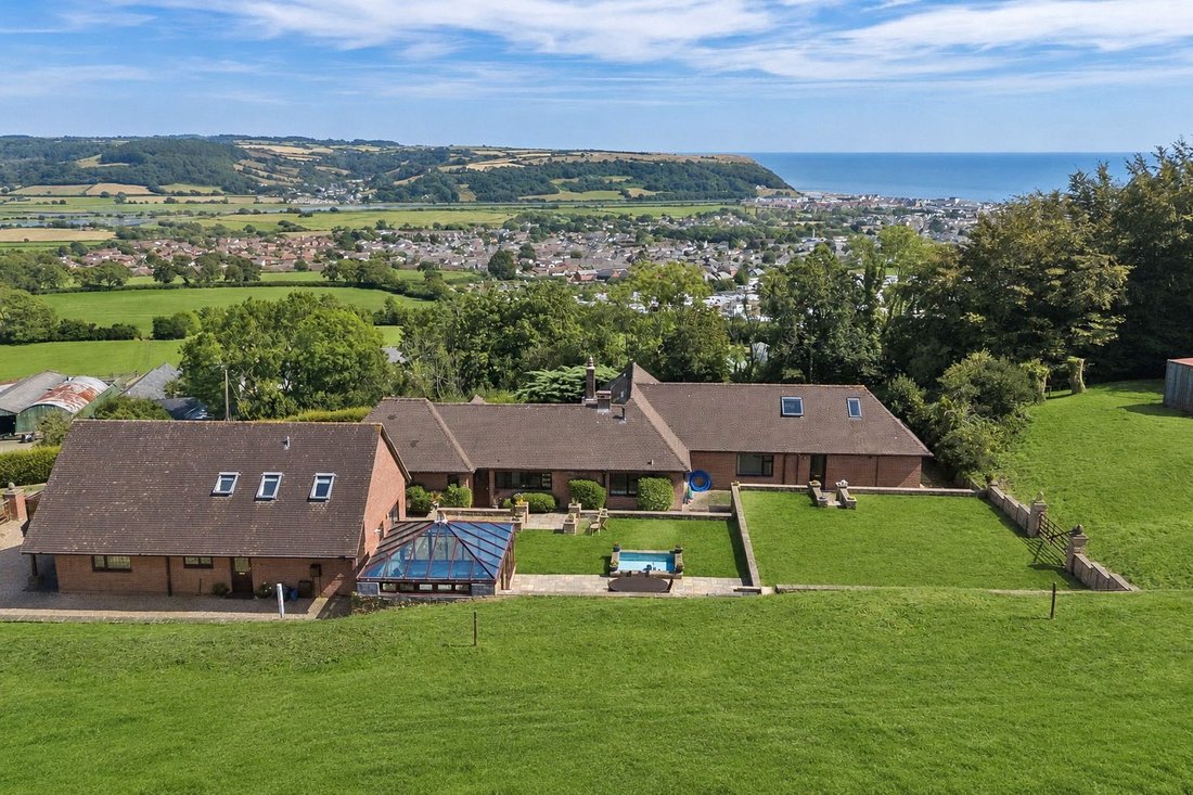 House in Seaton, England 2 - 18806446