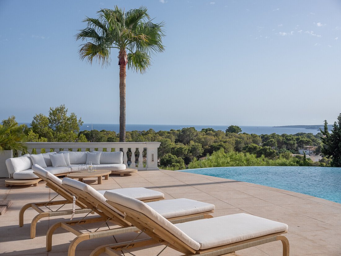 Villa in Calvià, Balearische Inseln, Spanien 1 - 18806748