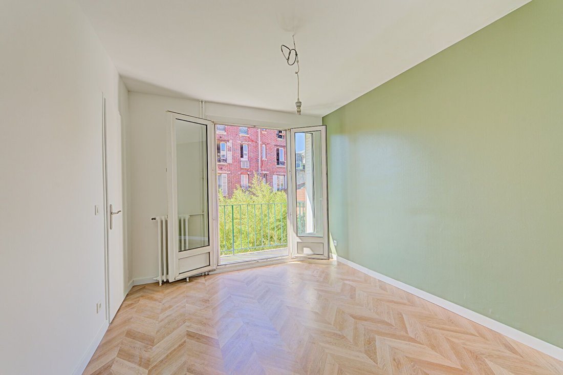 Apartment in Plateau Ouest, Suresnes, France 5 - 18808599