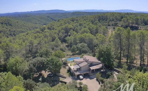 Maison à Varages, Provence-Alpes-Côte d'Azur, France 1