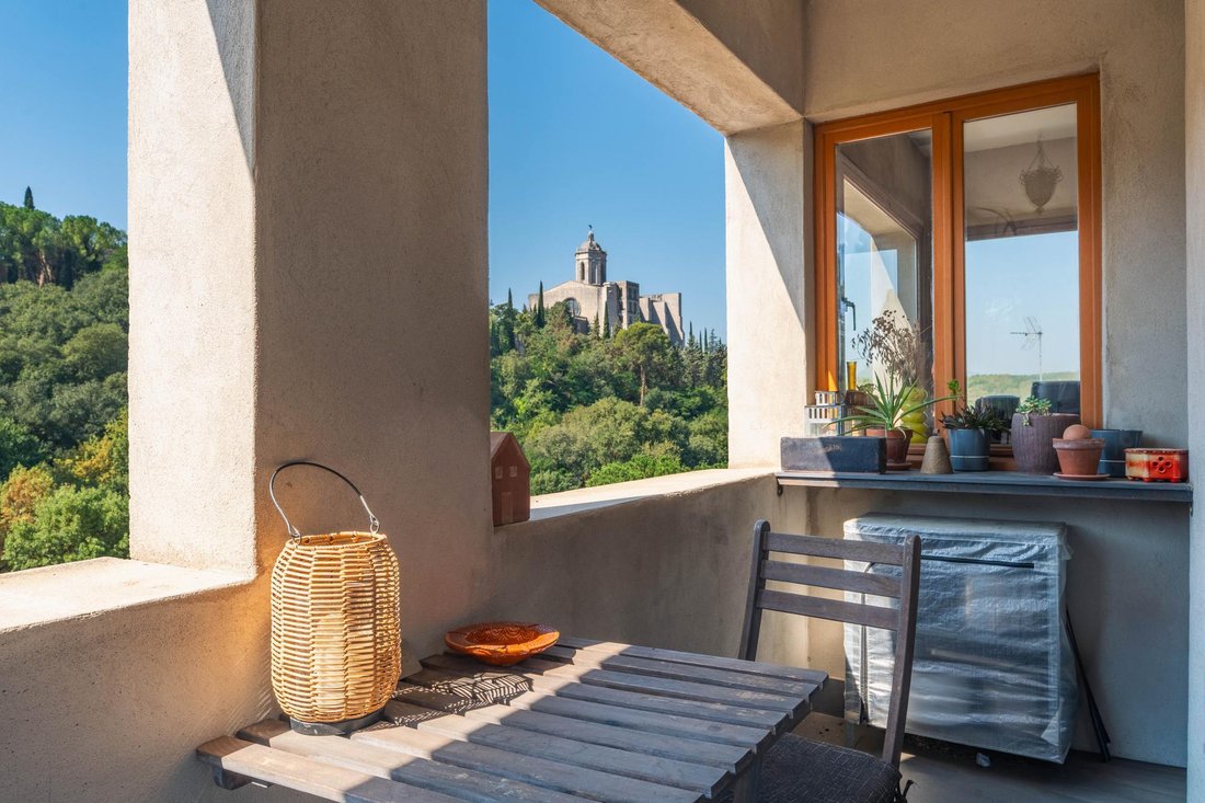 Girona, Catalonia, Spain 1 - 18806649