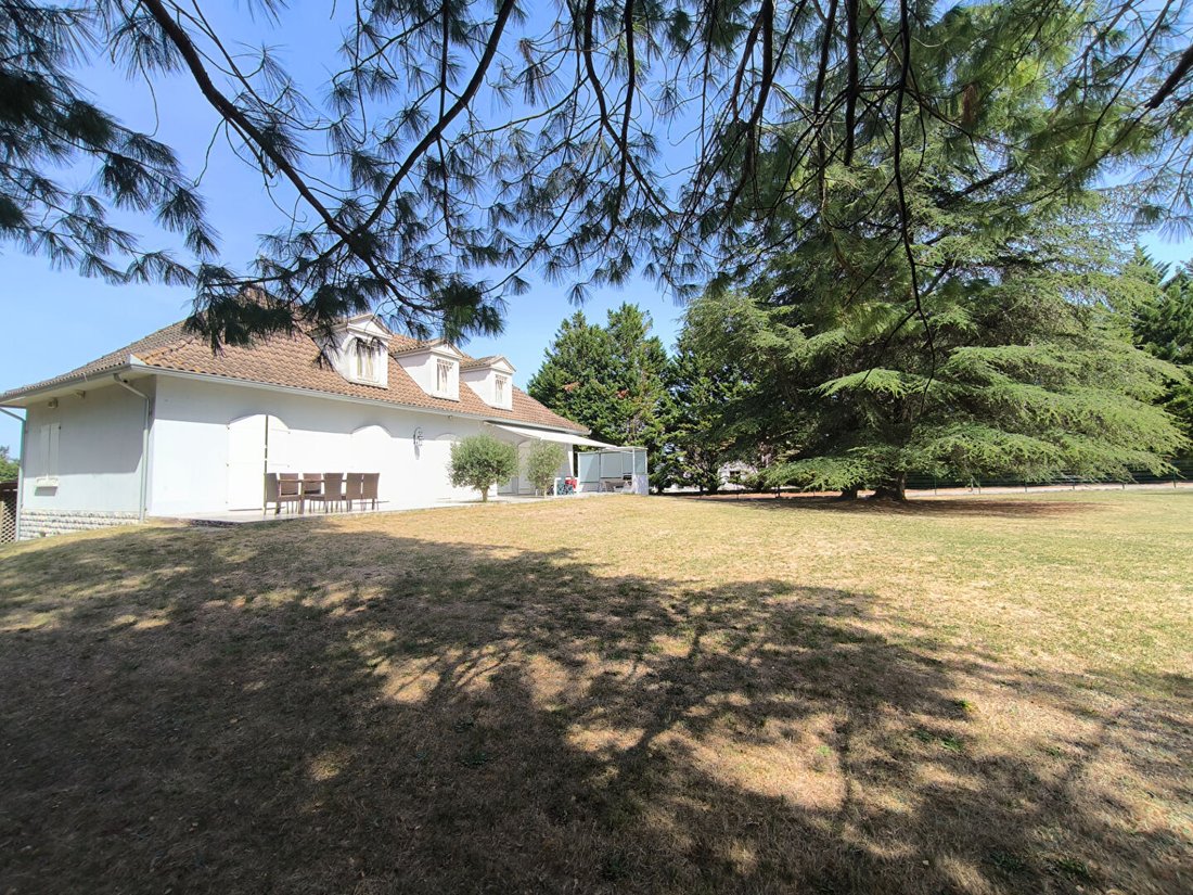 Villa in Mirepoix, Occitania, France 3 - 18807466
