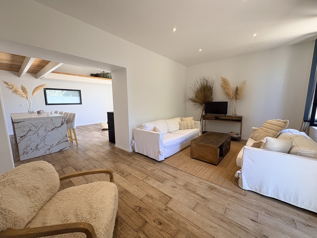 Villa a Hyères, Provenza-Alpi-Costa Azzurra, Francia 2 - 18808648