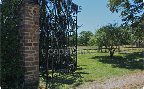 House in Thiviers, Nouvelle-Aquitaine, France 1