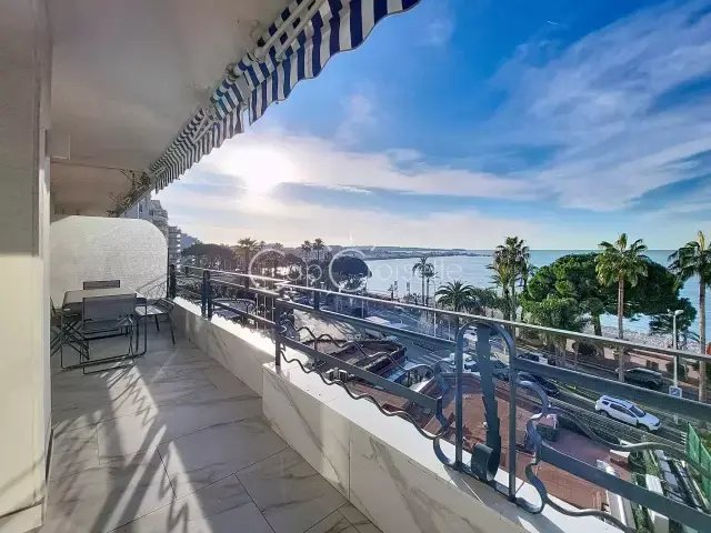Wohnung in Cannes, Provence-Alpes-Côte d'Azur, Frankreich 3 - 16893047
