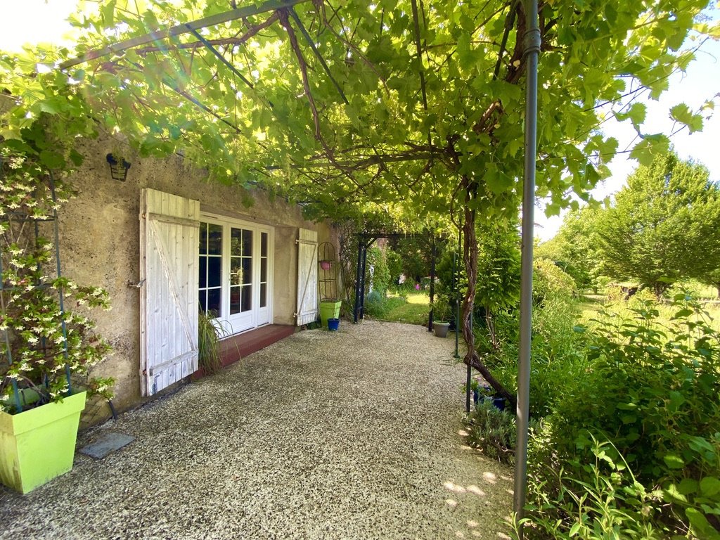 House in Camblanes-et-Meynac, Nouvelle-Aquitaine, France 4 - 18808653