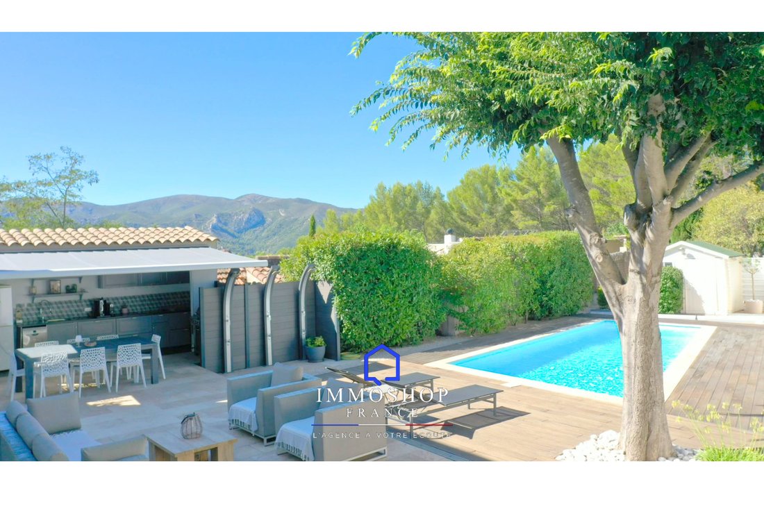 Villa in La Barasse, Marseille, Provence-Alpes-Côte d'Azur 2 - 18808373