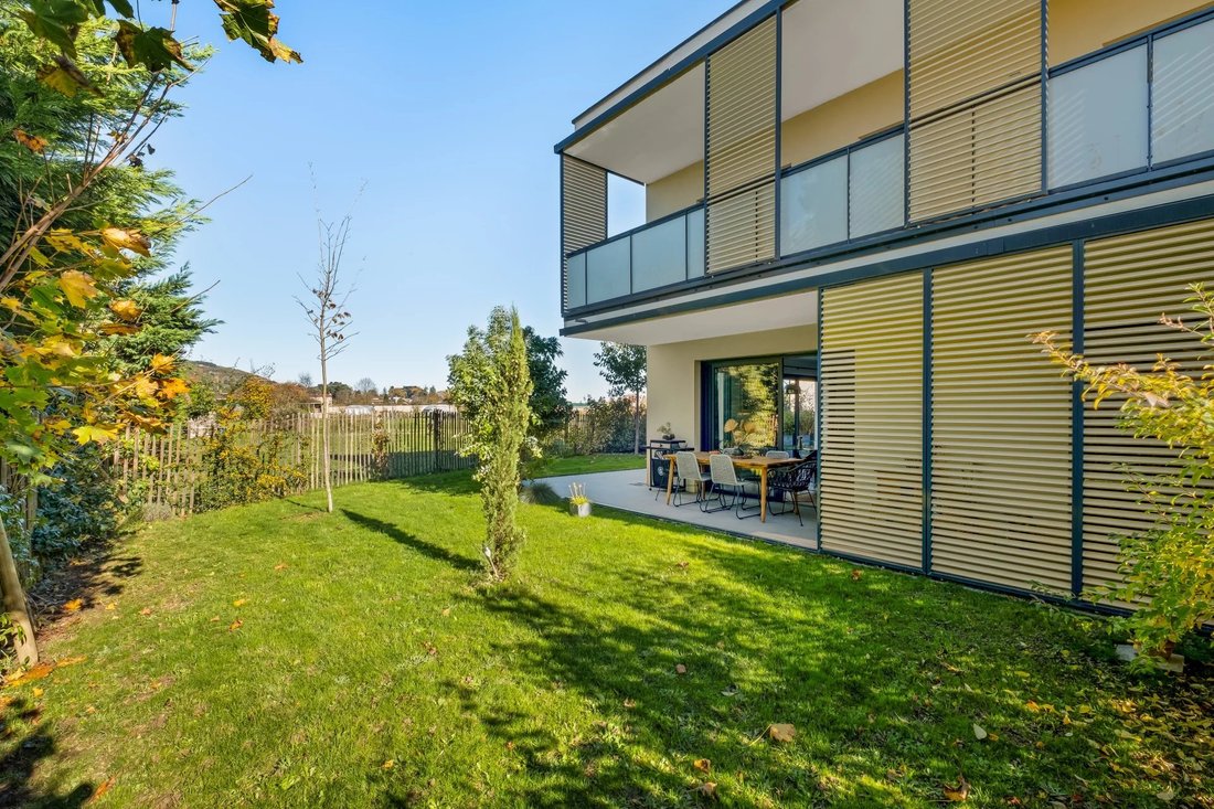 Apartment in Saint-Cyr-au-Mont-d'Or, Auvergne-Rhône-Alpes, France 1 - 16582342
