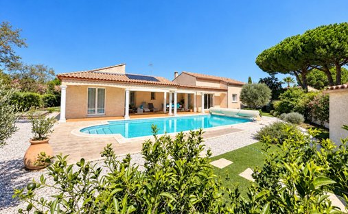 House in Cooperative, Agde, France 1
