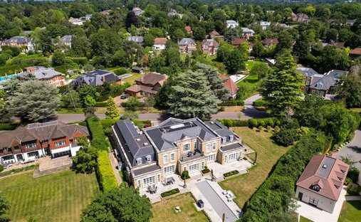 Haus in Fairmile, Elmbridge, England 1