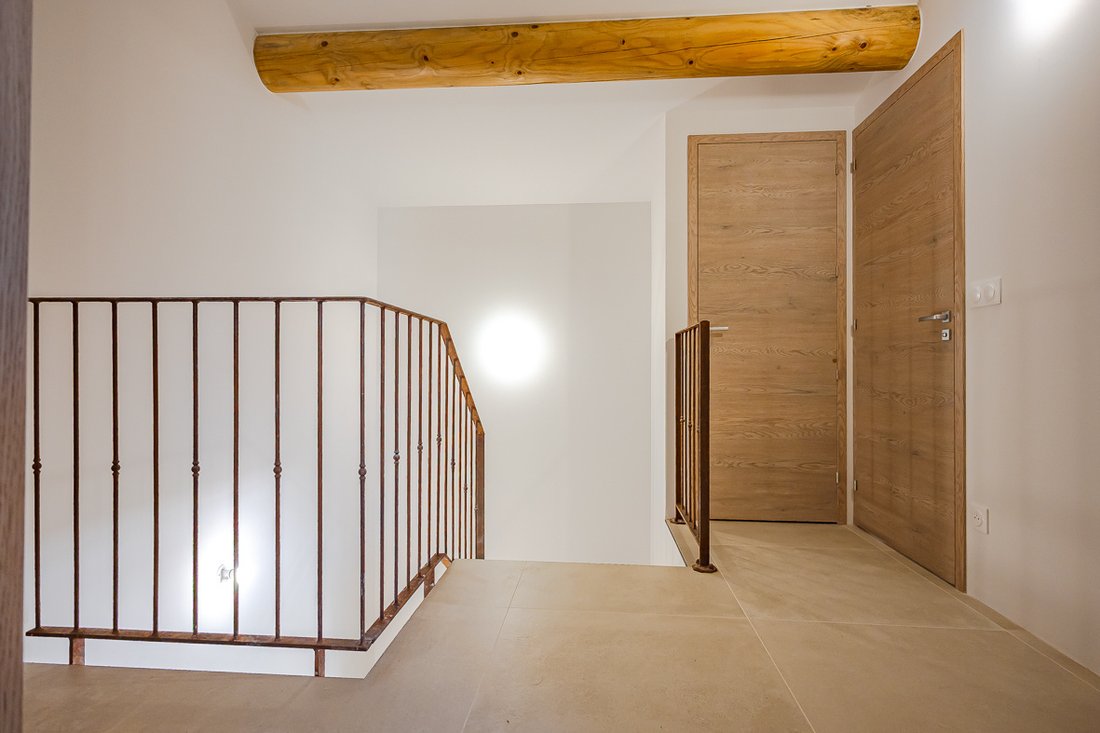House in Granettes-Jauberte-Sainte Anne, Aix-en-Provence, France 5 - 18807261