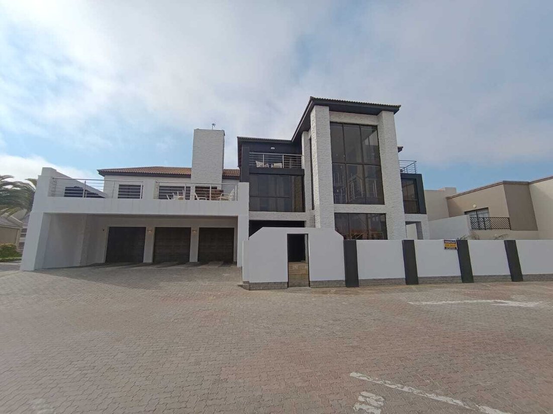 Maison à Walvis Bay, Erongo, Namibie 1 - 18806459