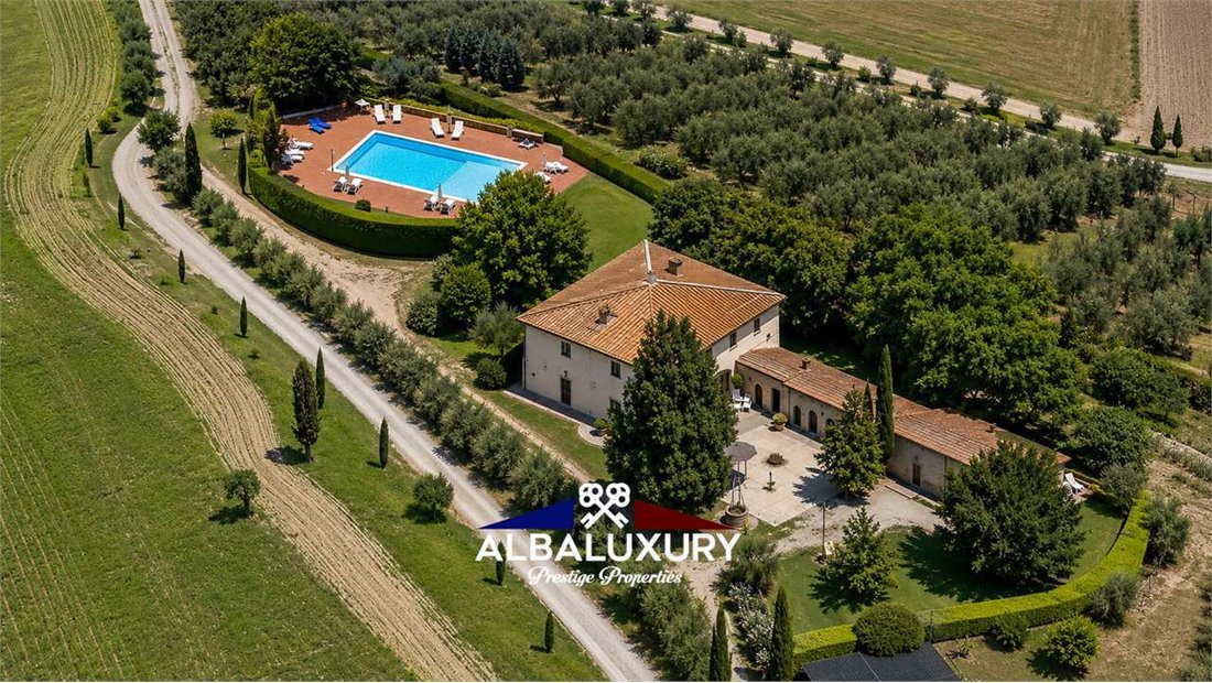 Villa in Montalcino, Tuscany, Italy 1 - 16726277
