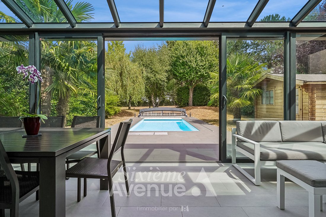 Villa in Nord, Saint-Germain-les-Corbeil, France 1 - 18807495