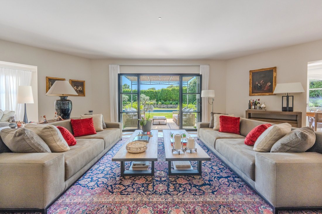 Casa en Mougins, Provenza-Alpes-Costa Azul, Francia 3 - 18806456