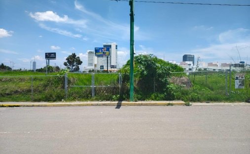 Land in Tlaxcalancingo, Puebla, Mexiko 1