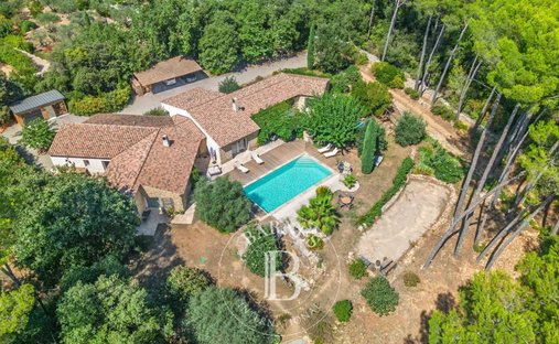 Casa en Ouest, Lorgues, Francia 1