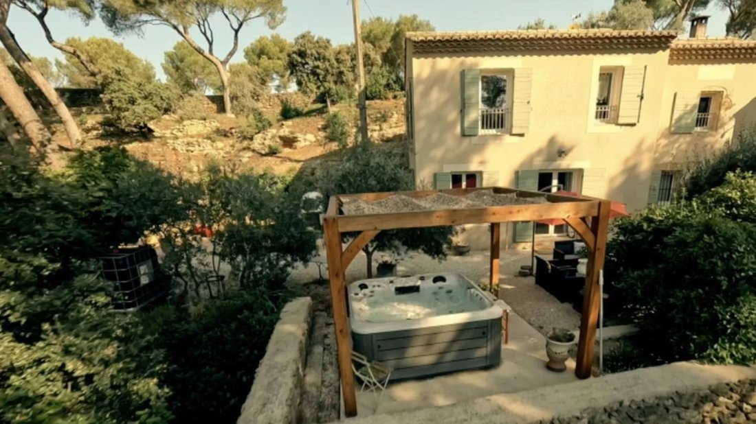 House in Le Pilon Blanc, Salon-de-Provence, France 2 - 18807347