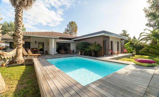 House in Saubrigues, Nouvelle-Aquitaine, France 1
