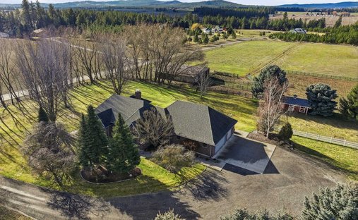 Casa en Colbert, Washington, Estados Unidos 1