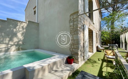 Villa a Uzès, Occitania, Francia 1