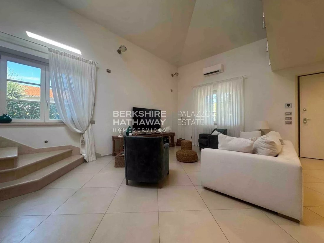 Villa in Motrone, Pietrasanta, Italy 2 - 18807309