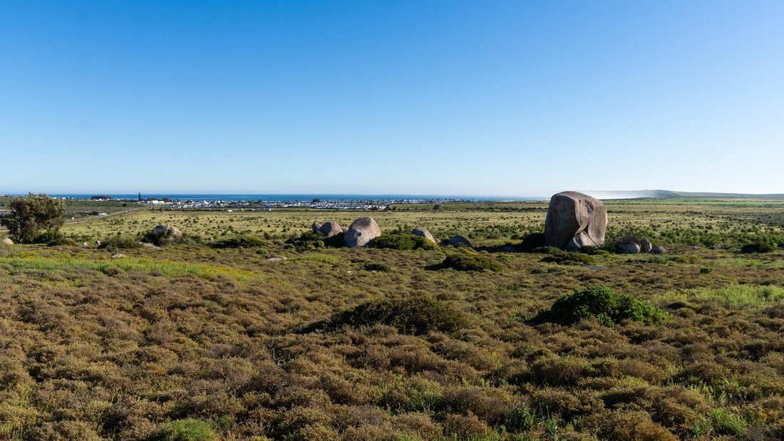 Land in Voorstrand, Western Cape, South Africa 4 - 18808604