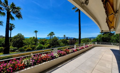 Apartamento en La Californie, Cannes, Francia 1
