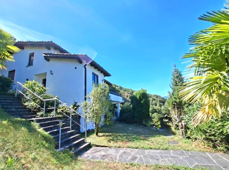 House in San Nazzaro, Gambarogno, Ticino 4 - 18806453