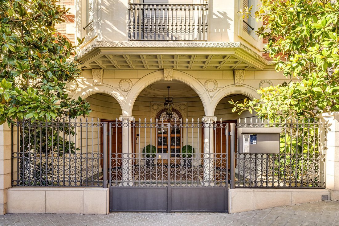 Apartment in Sarrià-Sant Gervasi, Barcelona, Spain 4 - 18806659