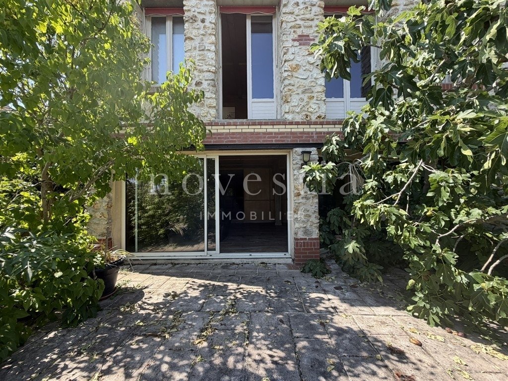 House in Andresy, Ile-de-France, France 5 - 18806981