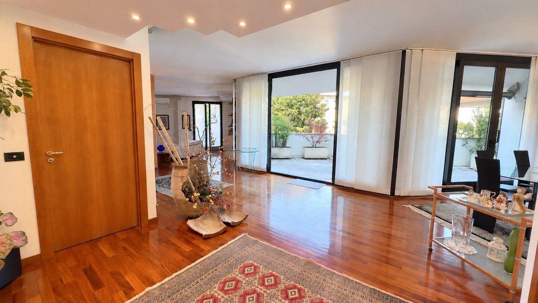 Apartment in Ruginello - San Giorgio - San Maurizio, Vimercate, Lombardy 2 - 18809267