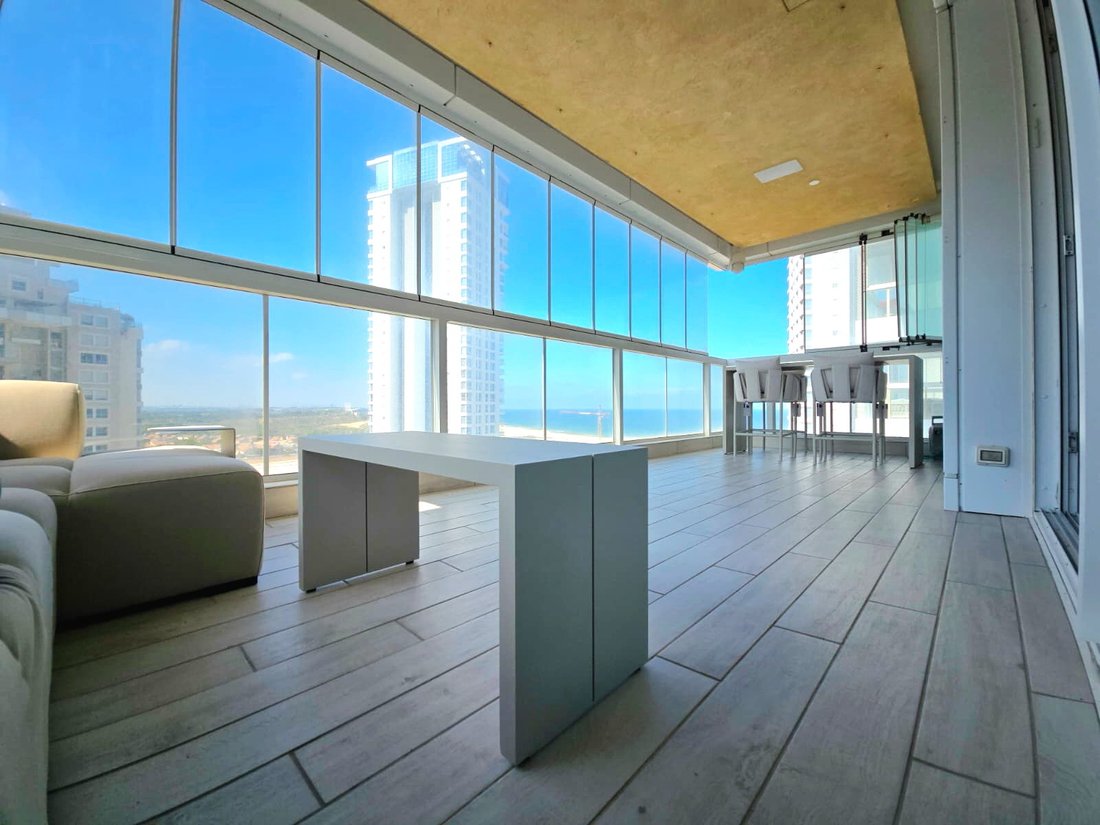 Apartment in Netanya, Center District, Israel 4 - 18809382