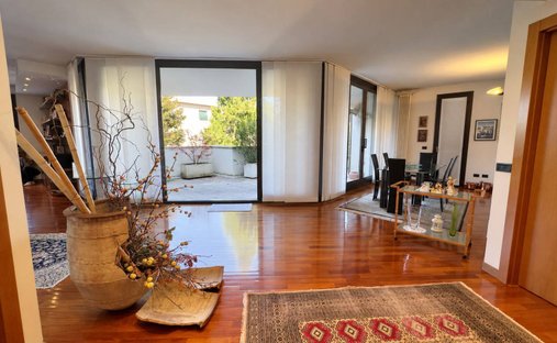 Apartment in Ruginello - San Giorgio - San Maurizio, Vimercate, Lombardy 1