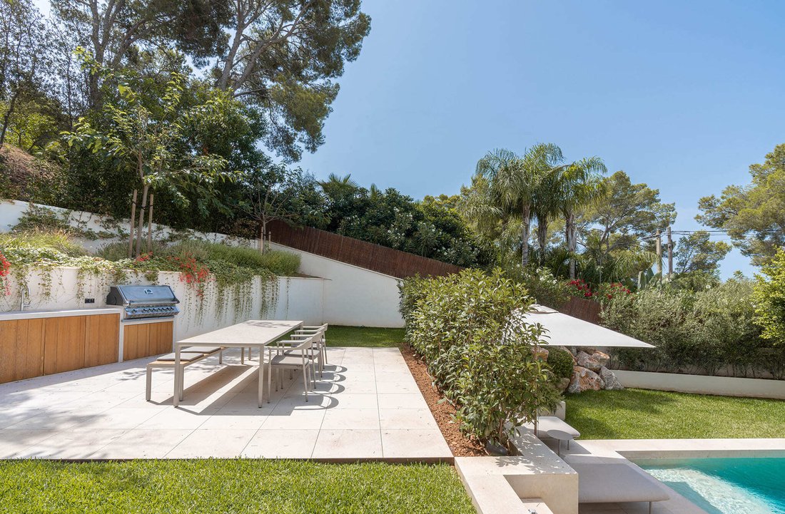 Villa in Portals Nous, Calvia, Balearic Islands 2 - 18789711