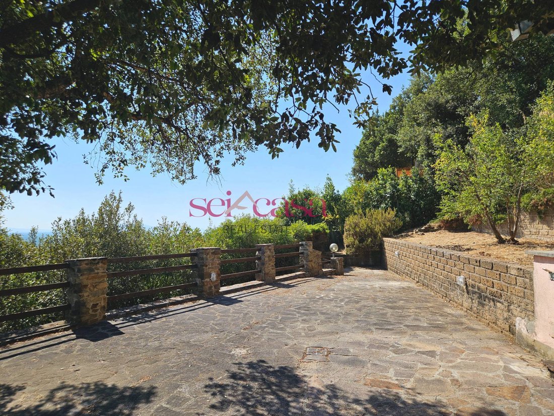 Villa in Castle of Castiglione, Castiglione della Pescaia, Tuscany 3 - 18809286