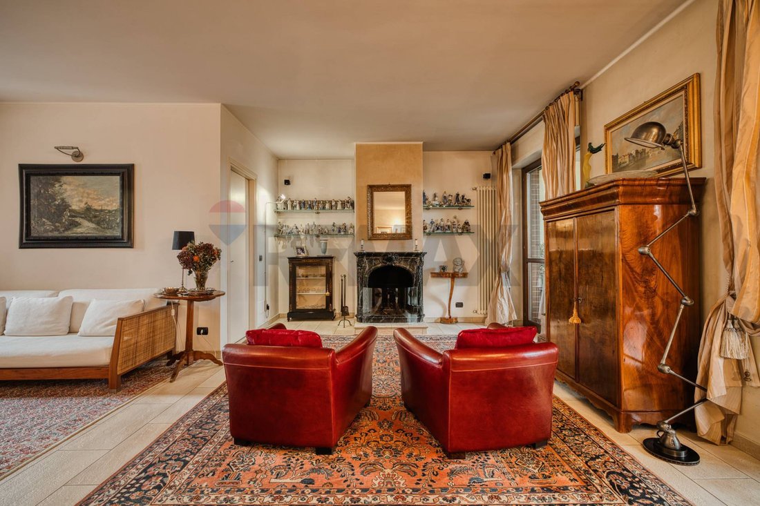 Apartment in Centro, Novara, Piedmont 1 - 18809273