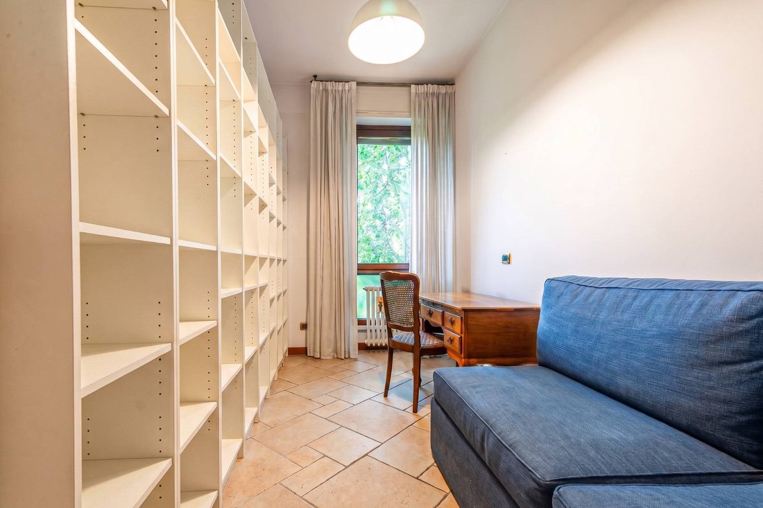Apartment in Sant'Erasmo-Ospedale Vecchio, Legnano, Lombardy 5 - 18809280