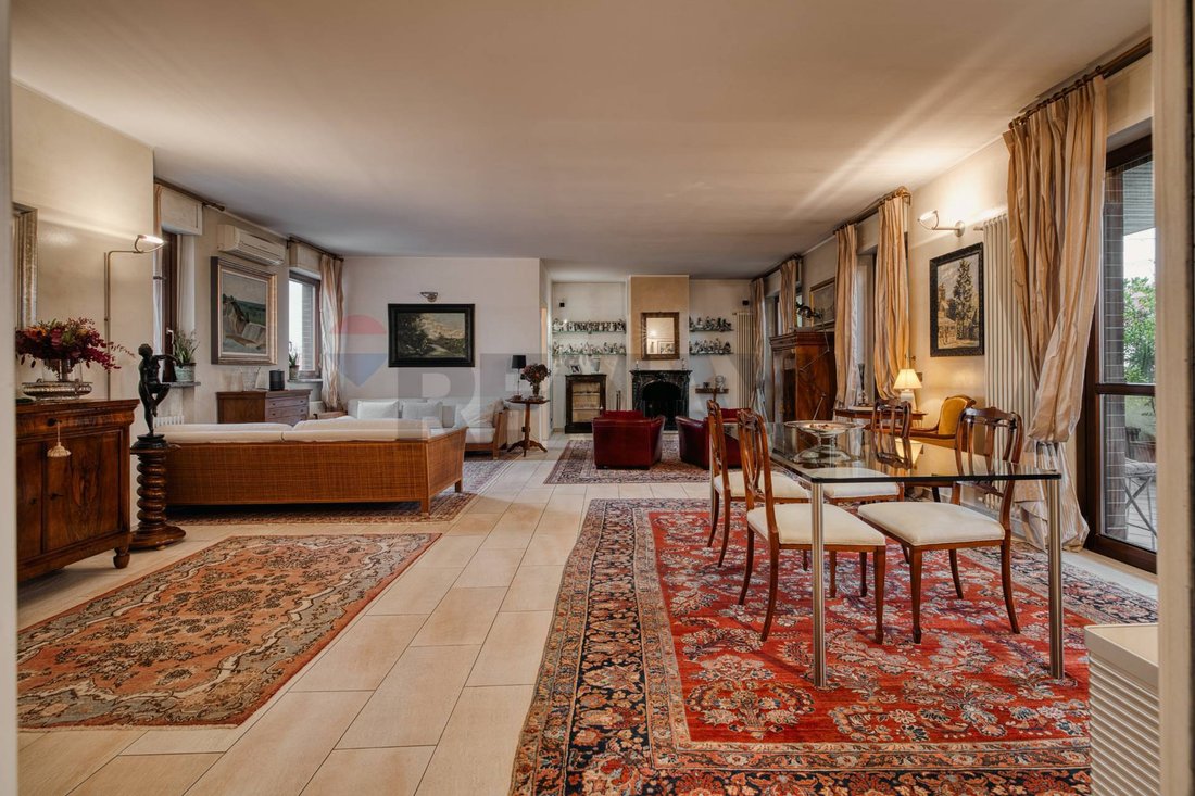 Apartment in Centro, Novara, Piedmont 5 - 18809273